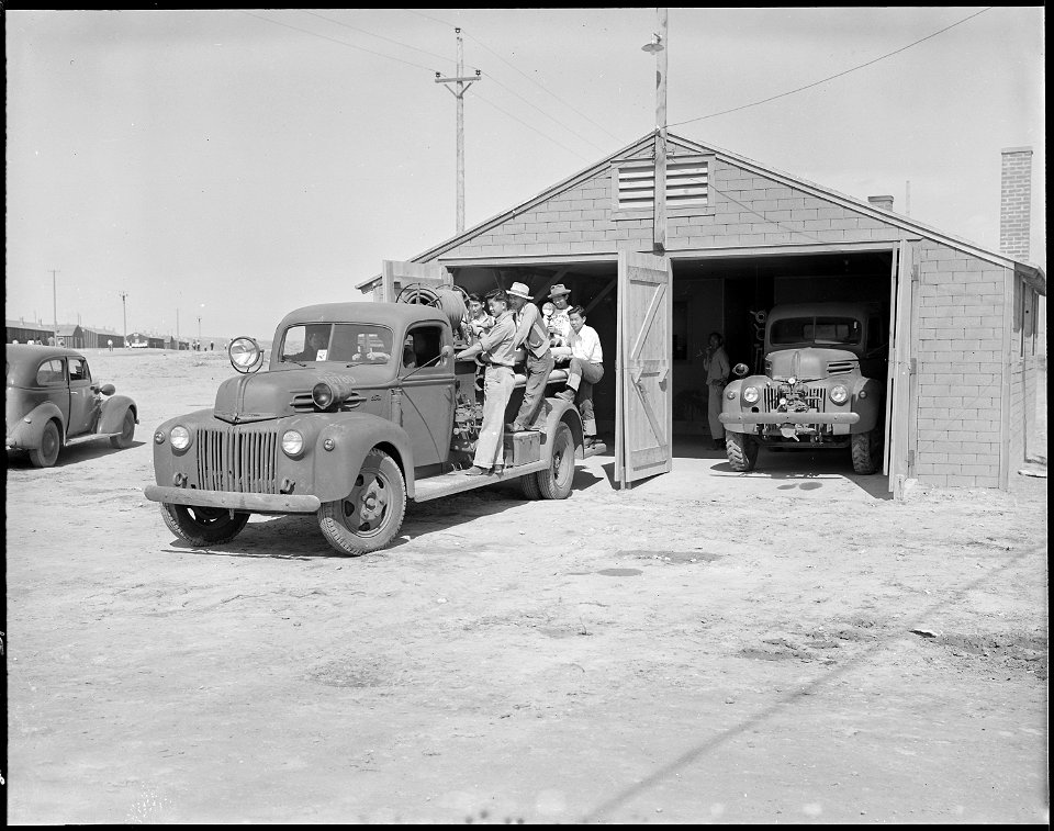 Heart Mountain Relocation Center, Heart Mountain, Wyoming. An efficient well equipped fire departme . . . - NARA - 538781
