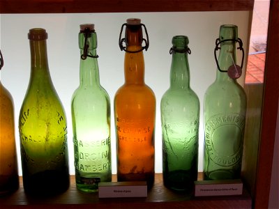 Musée Européen de la Bière - Old beer bottles pic1