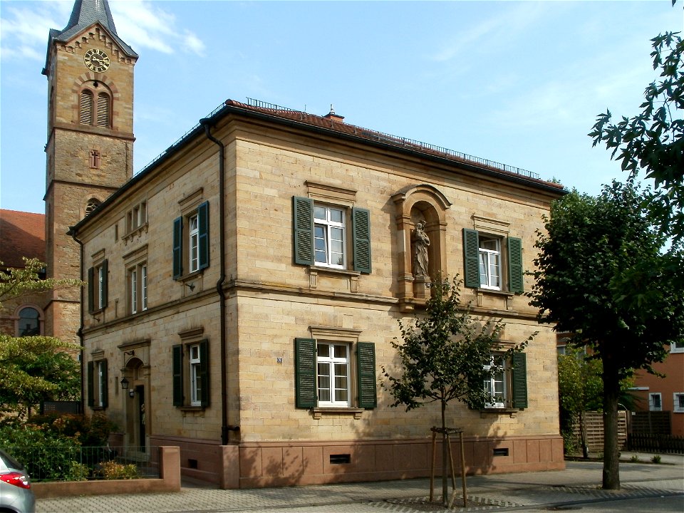20110826Pfarrhaus_Kirrlach1