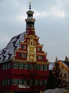Building winter wintry