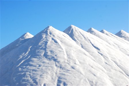 Snow Covered Mountain Under Blue Sky At Daytime photo