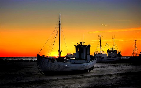 Bay Beach Boats photo