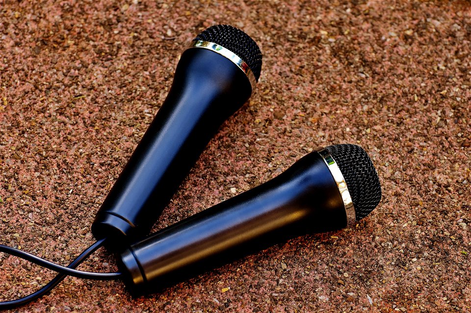 Audio Equipment Indoors