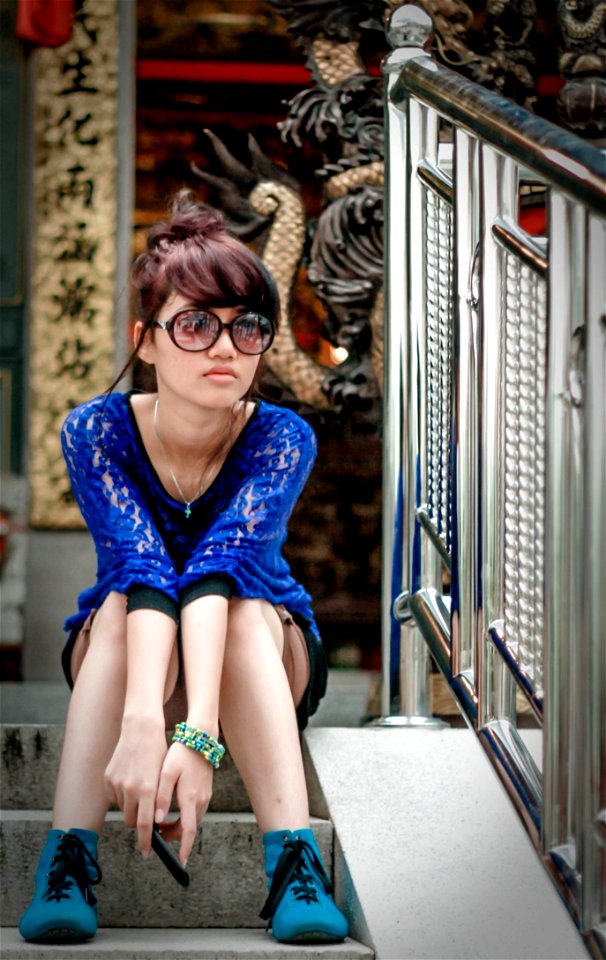 Blue Facial Expression Glasses Vision Care