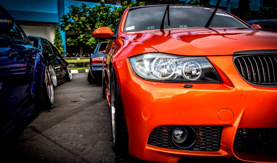 Orange Bmw M Series photo