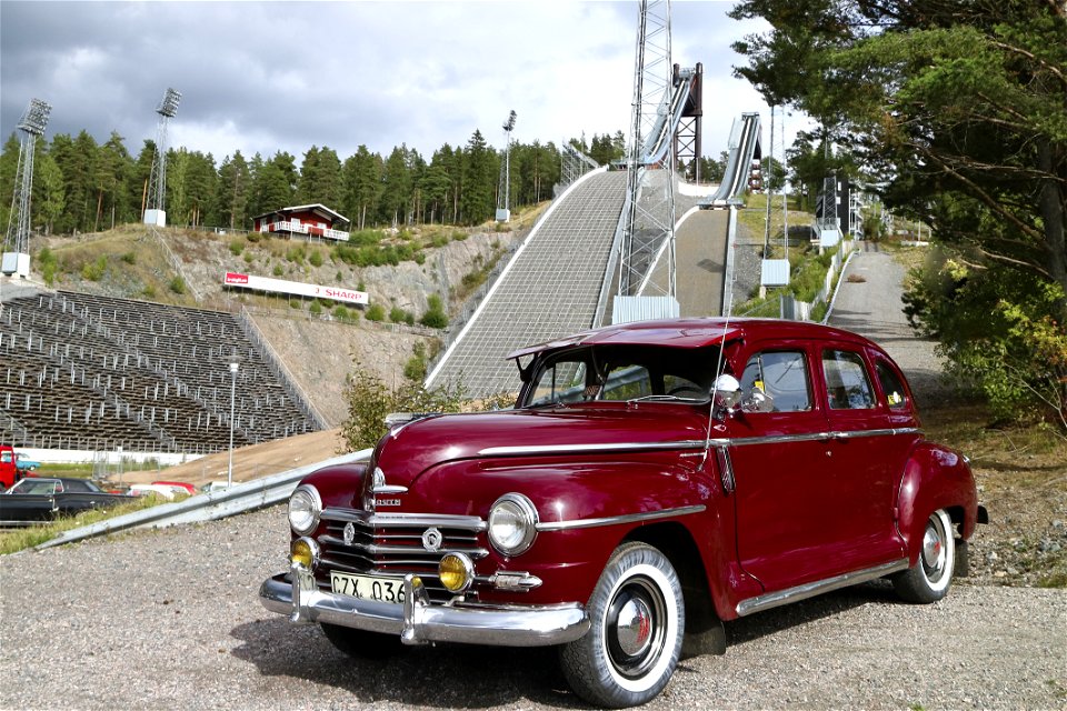 PLYMOUTH SPEC DE LUXE 1946 in Falun Sweden photo