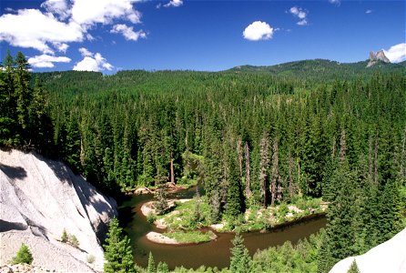 Rabbit Ears and River, Umpqua National Forest.jpg