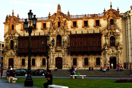El palacio Arzobispal de Lima