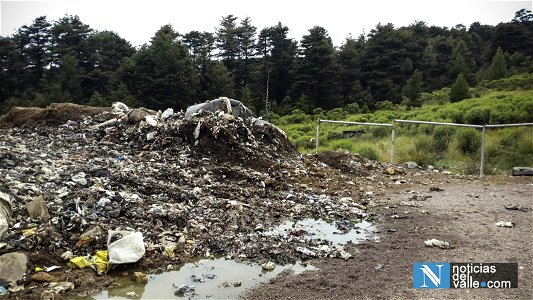 Colapsa planta de tratamiento de desechos sólidos en bosque municipal photo