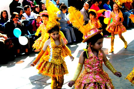 Bailes típicos bolivianos photo