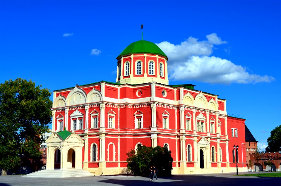 Cathedral in Tula kremlin and yet another arms museum photo