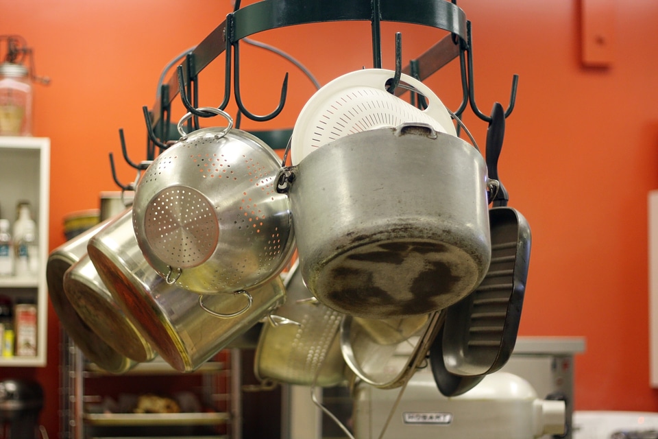 Pan colander industry