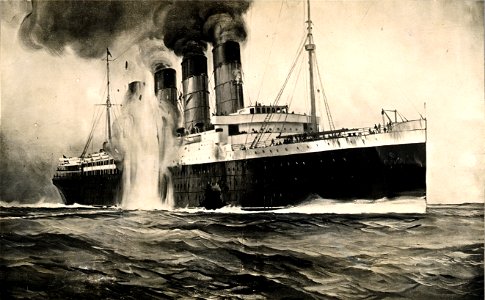 RMS Lusitania was torpedoed by German U-boat U-20 photo
