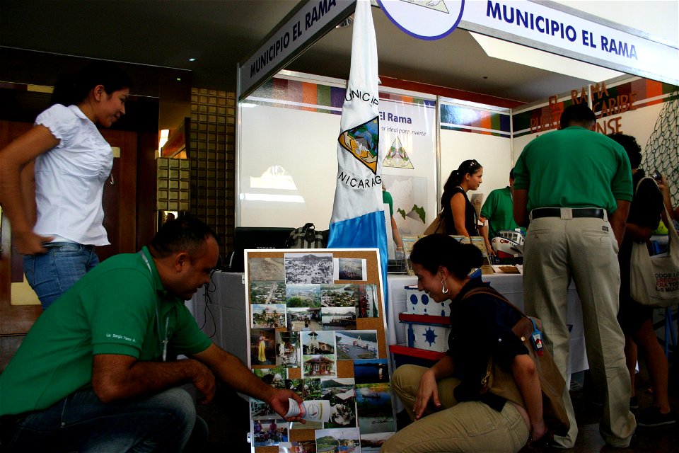 La Alcaldía de El Rama recibió varias visitas a su presentación de proyectos en busca de inversión durante la Feria Municipal de Inversión y Aprendizaje apoyada por el Programa de Desarrollo Municipal