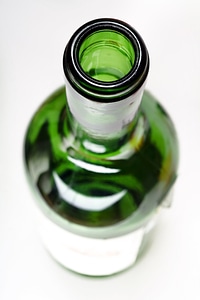 Green glass bottle top photo