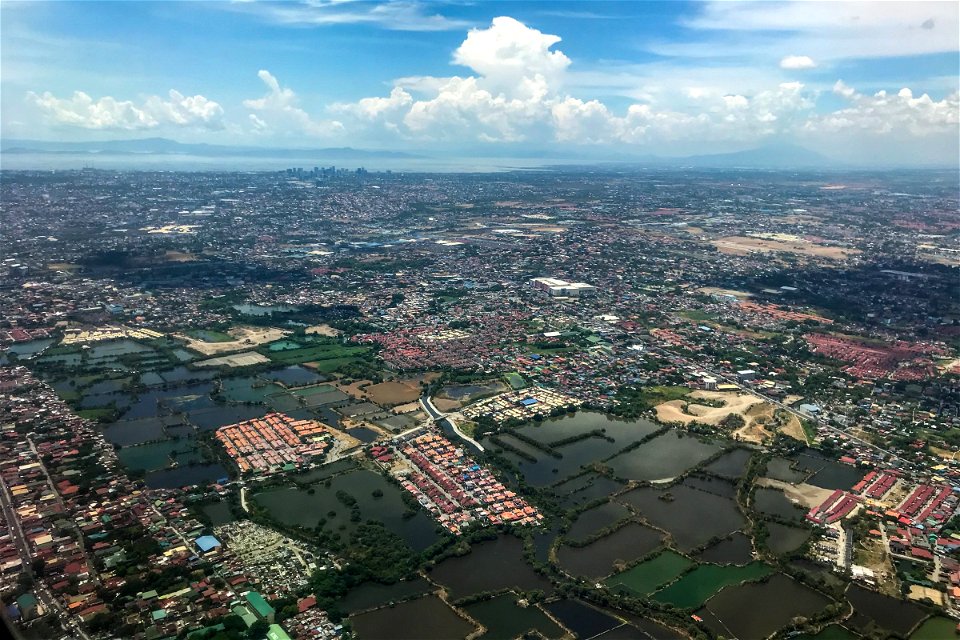 Large Urban Area With Multiple Stretches Of Water