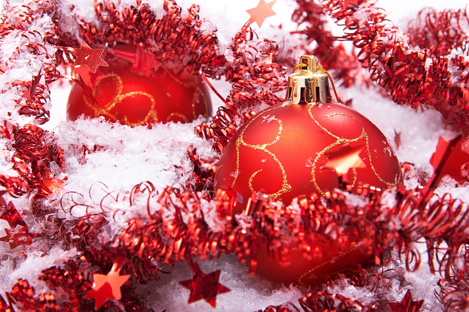 Red christmas balls