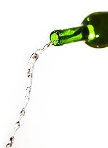 Splashing water bottle
