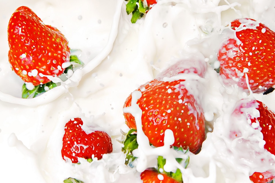 Strawberries in milk