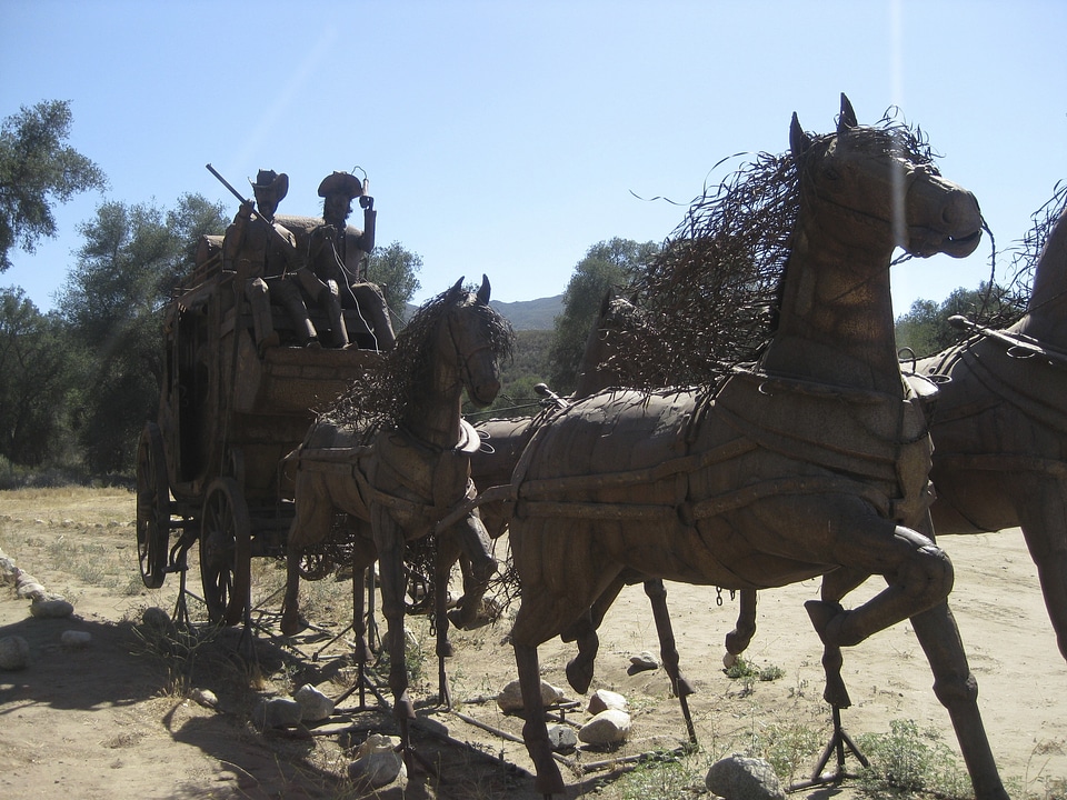 Statue equestrian horseback