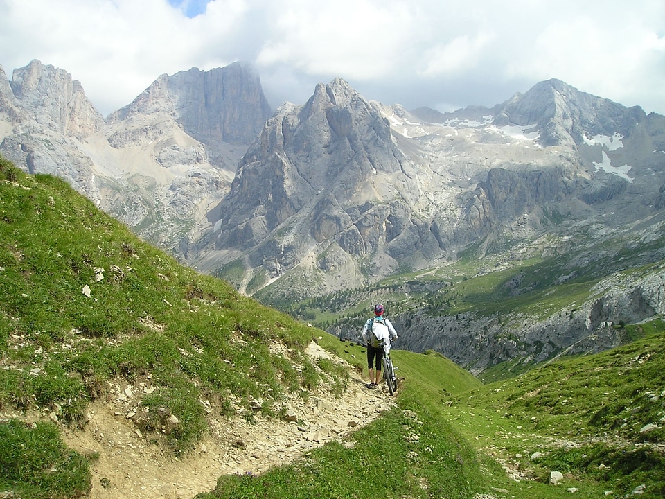 Marmolada south wall singletrail away