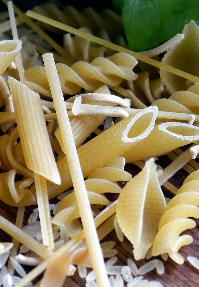 Noodles raw food