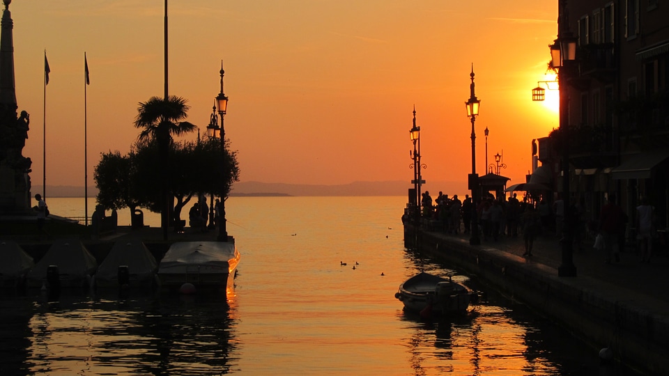 Romantic landscape tourism