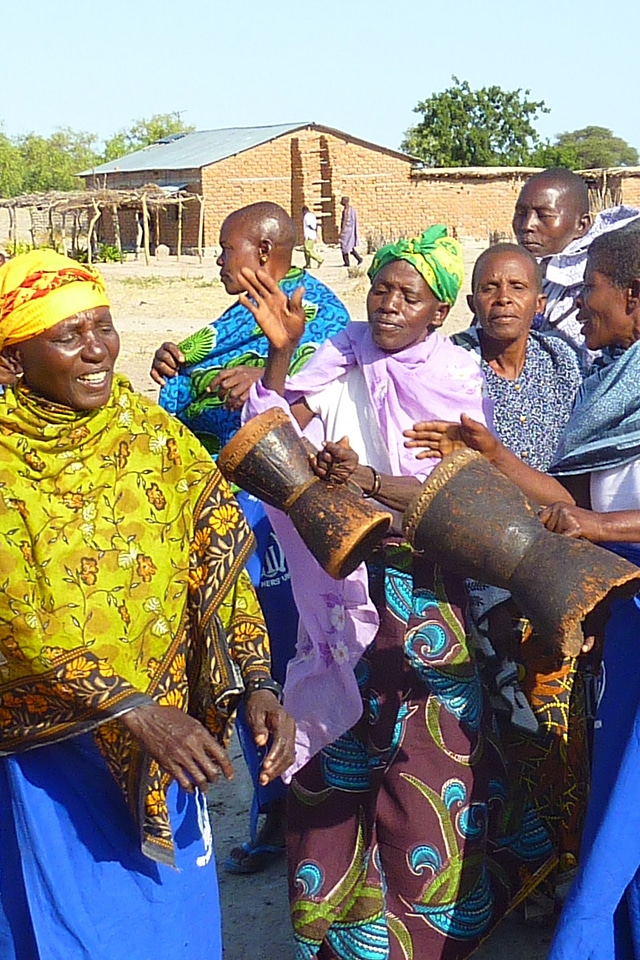 Rhythm drum women