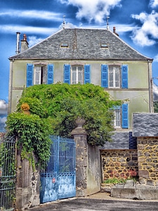 Home architecture trees
