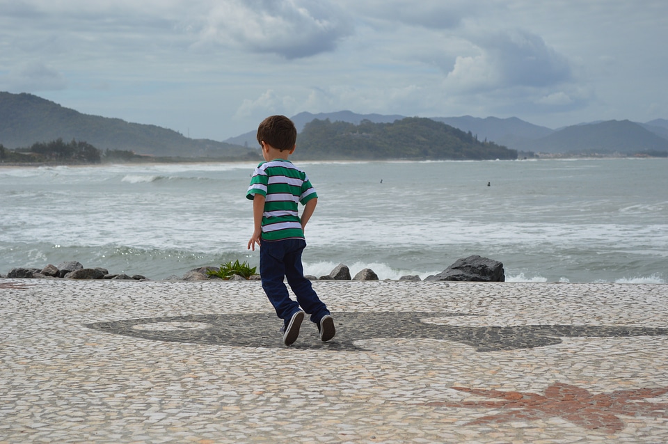 Children play natural