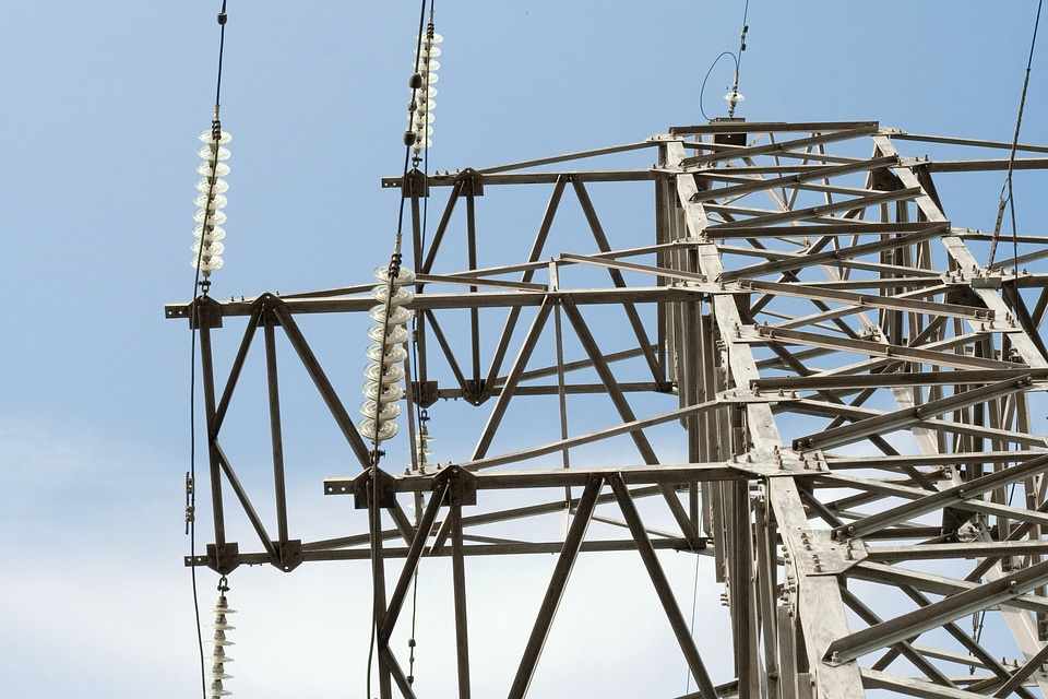 Electrical power lines