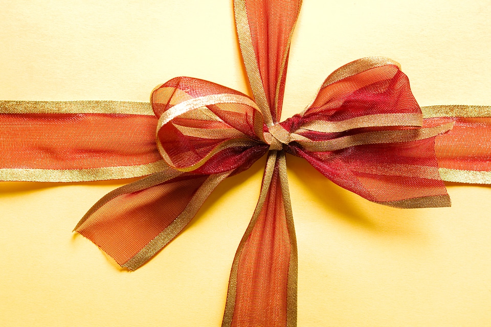 present box with red bow