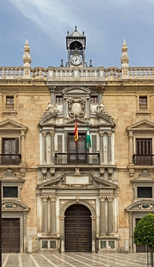 Building government plaza