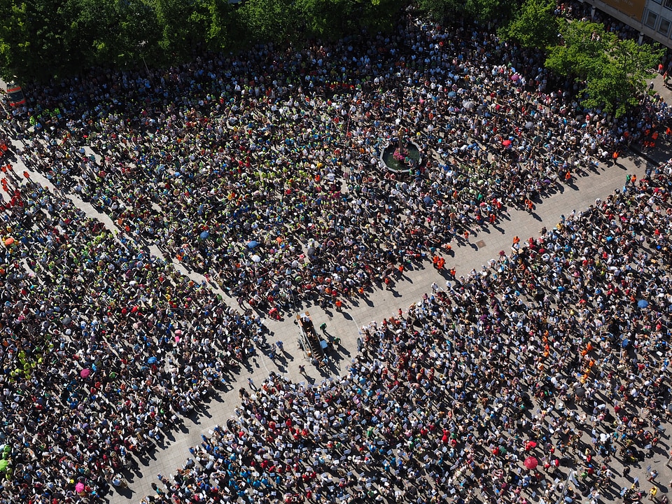 Crowds collection people
