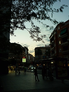 Afternoon night shops