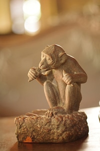 Carving craft statue photo