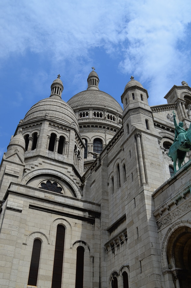 White sacré coeur france