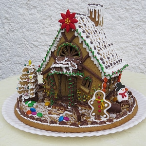 Gingerbread decoration parties photo