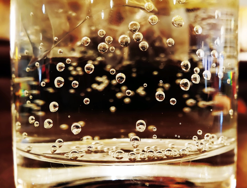 Glass water bubbles reflection