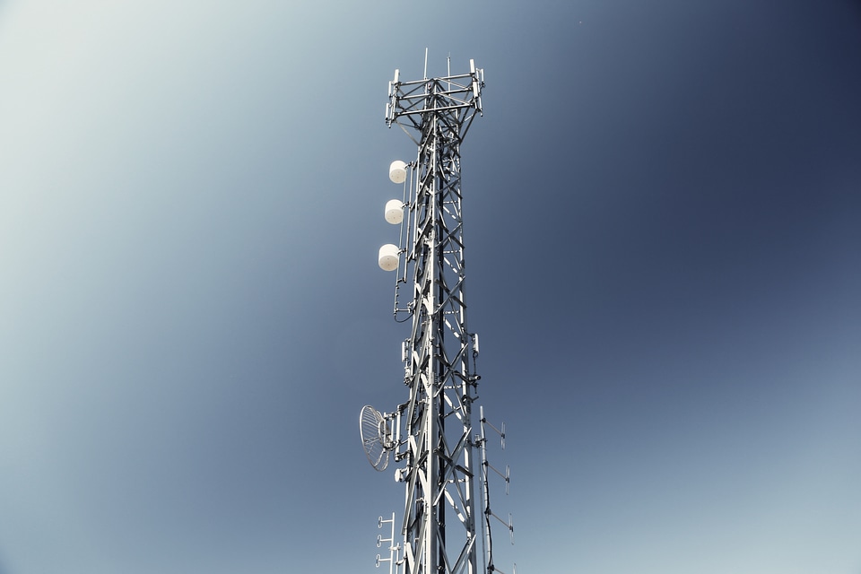 Communication telecommunication cellular