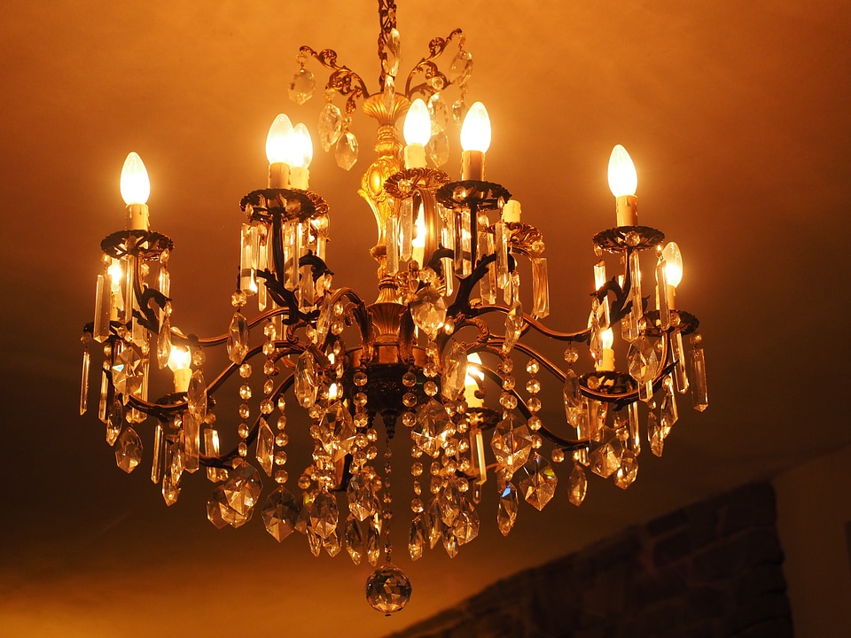 Lighting shining crystal glass
