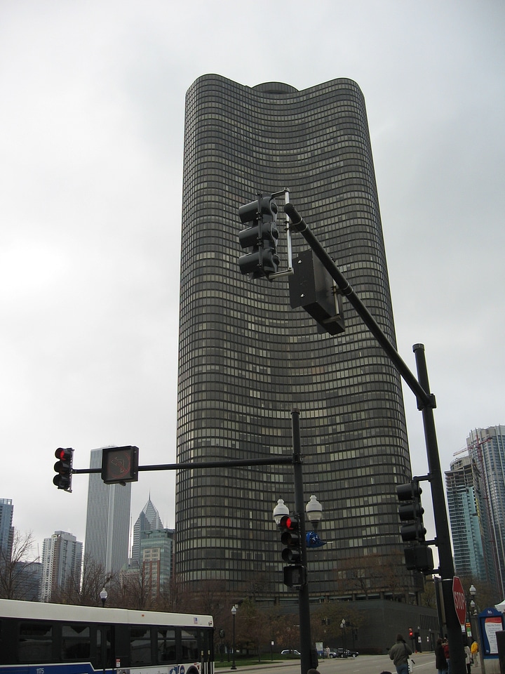 Lake Point Tower Chicago