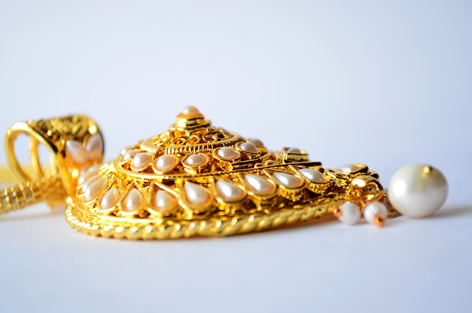 Gold Ornaments Pearl