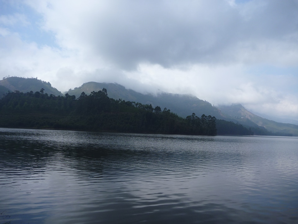 Beautiful Mountains Lake