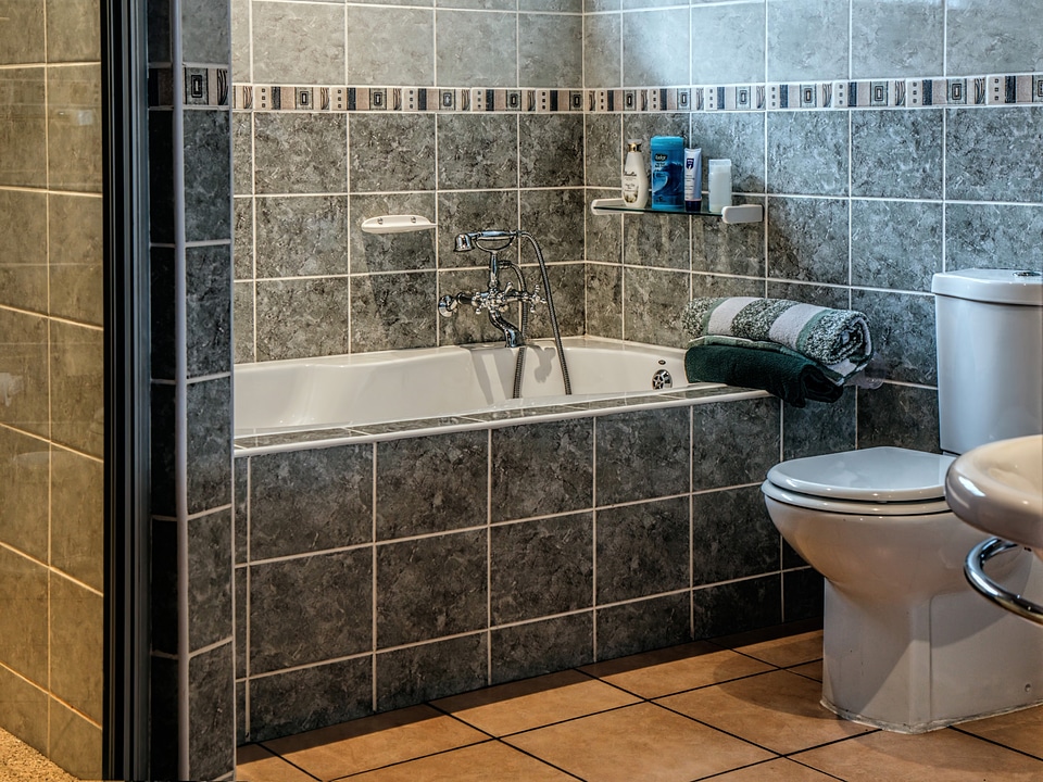 Toilet bathtub towel