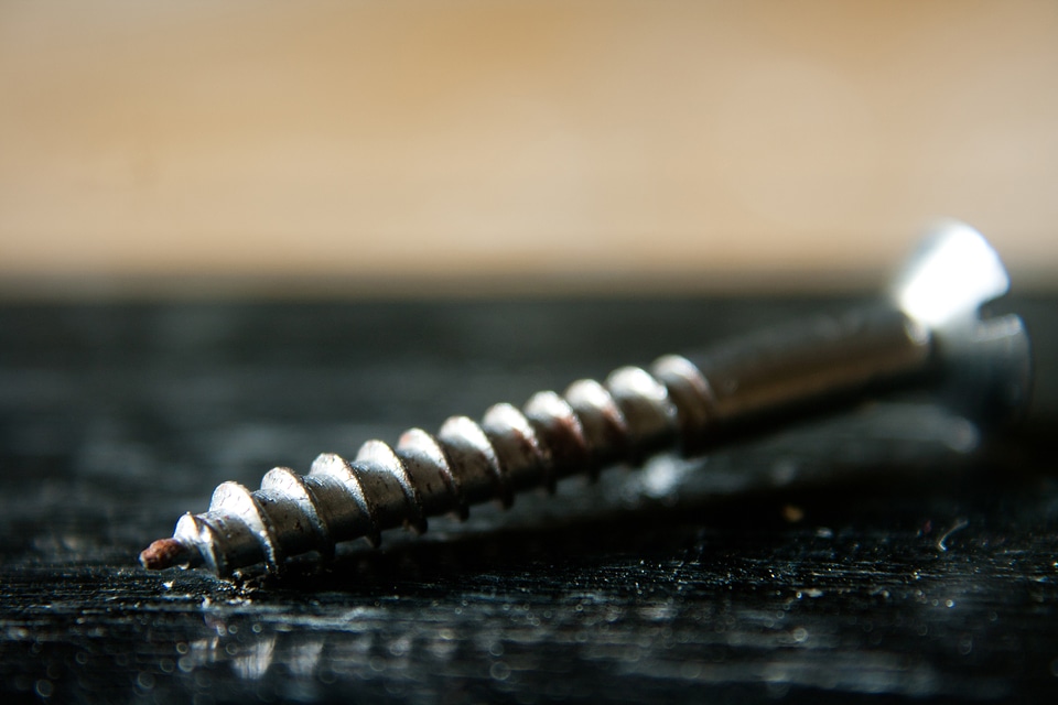 Metal Screw Carpenter