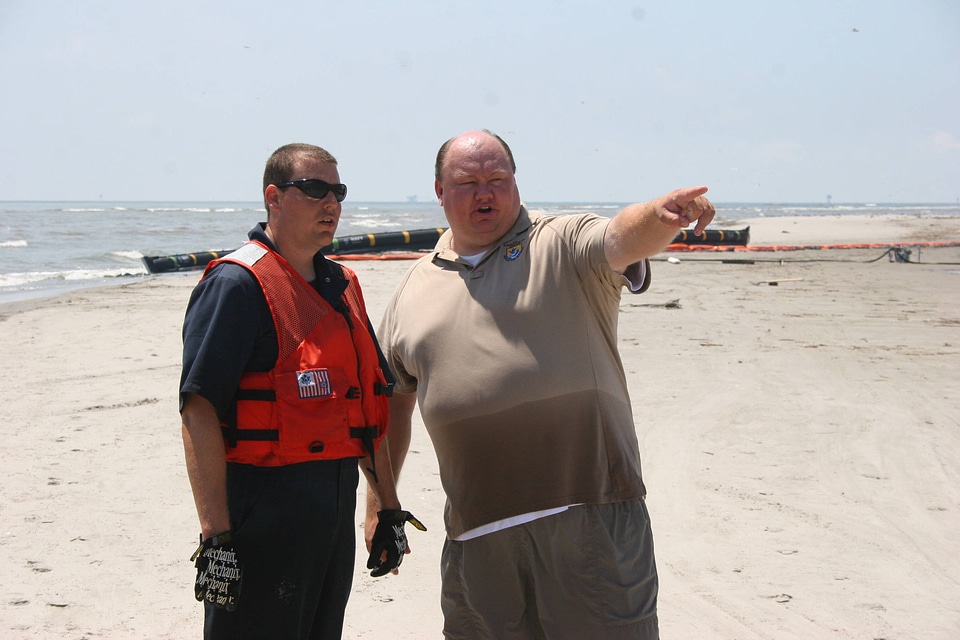 Gulf cleanup efforts