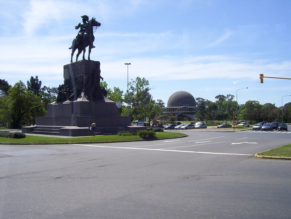 Sculpture monument statue