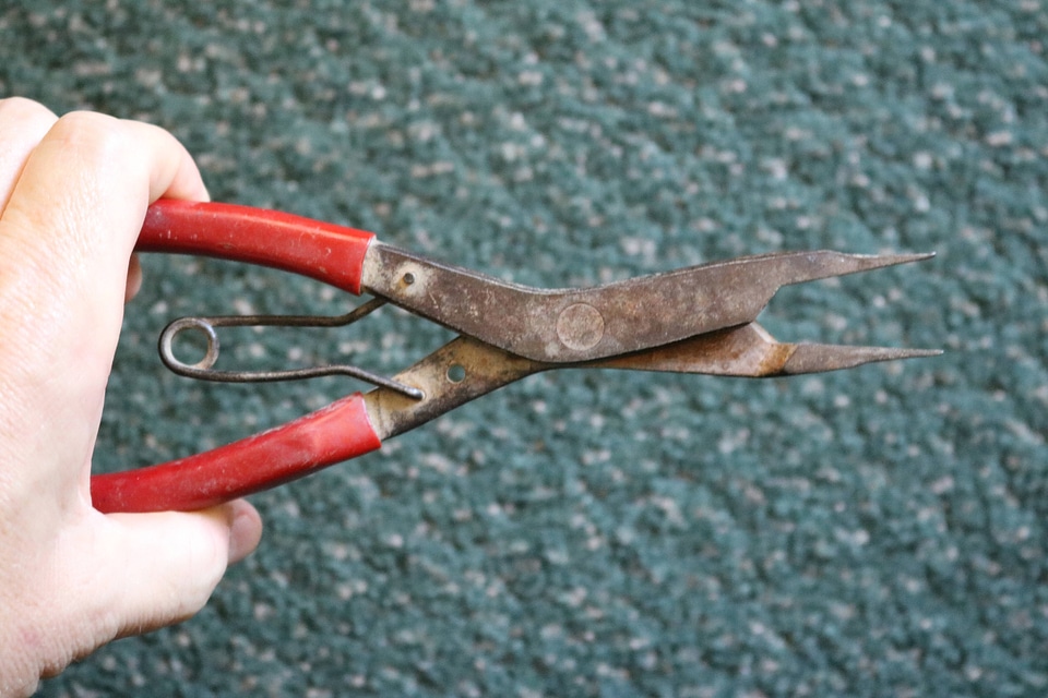 Retaining ring reverse pliers
