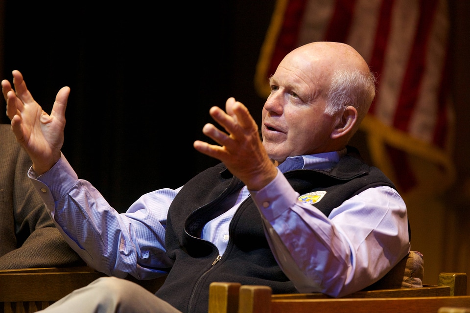 Former FWS Director Turner addresses USFWS Directors' Forum